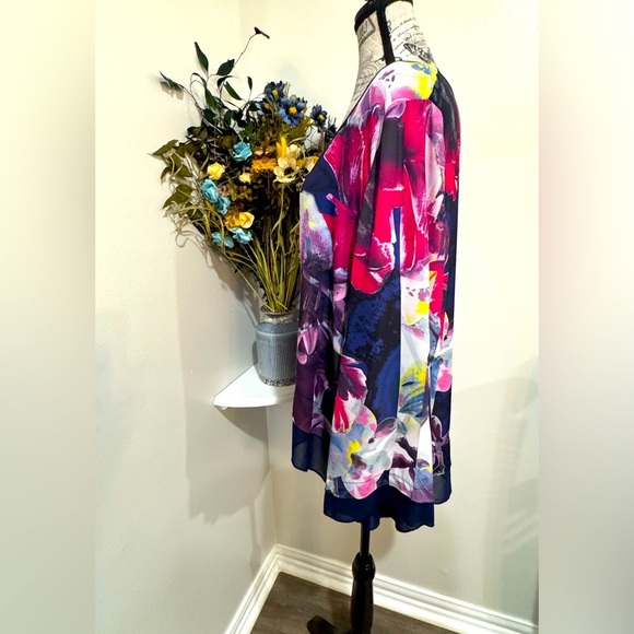 Valerie Stevens Floral Nylon Trimmed Bell Sleeved Long Sleeve Blouse size L - Picture 5 of 8